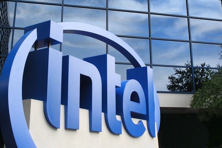 Intel y Microsoft lanzan nuevas actualizaciones para mitigar las vulnerabilidades de Spectre y Foreshadow