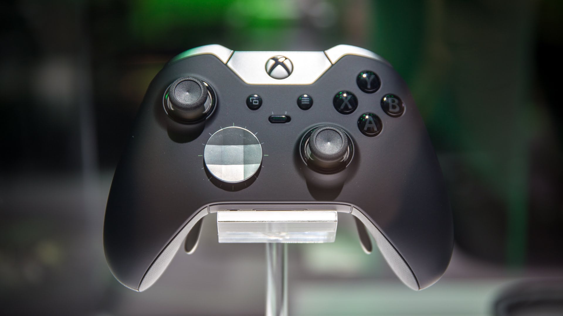 Exposicion del nuevo mando de Microsoft Xbox Elite