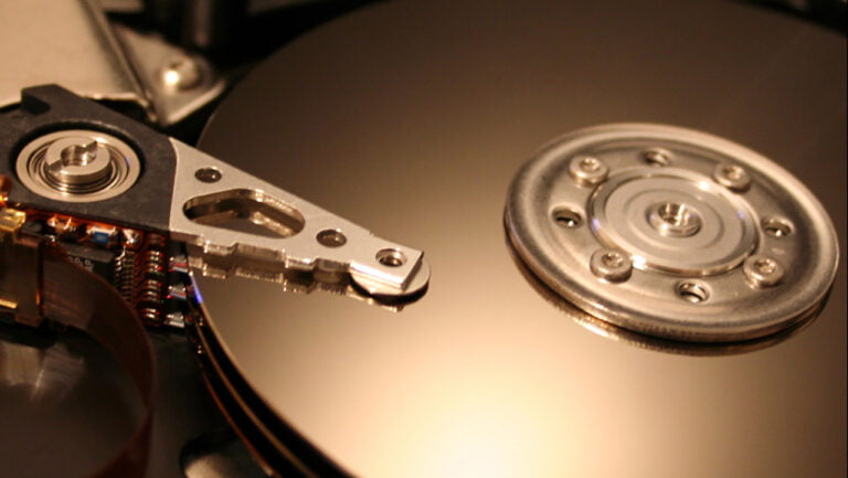 Un bug evita que podamos eliminar la carpeta Windows.old