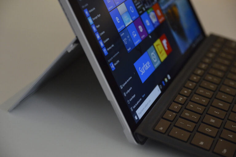 Algunas Surface Pro 4 con problemas de pantalla se están remplazando