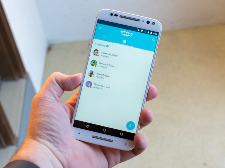 Los SMS llegan a Skype con la última preview con SMS Connect