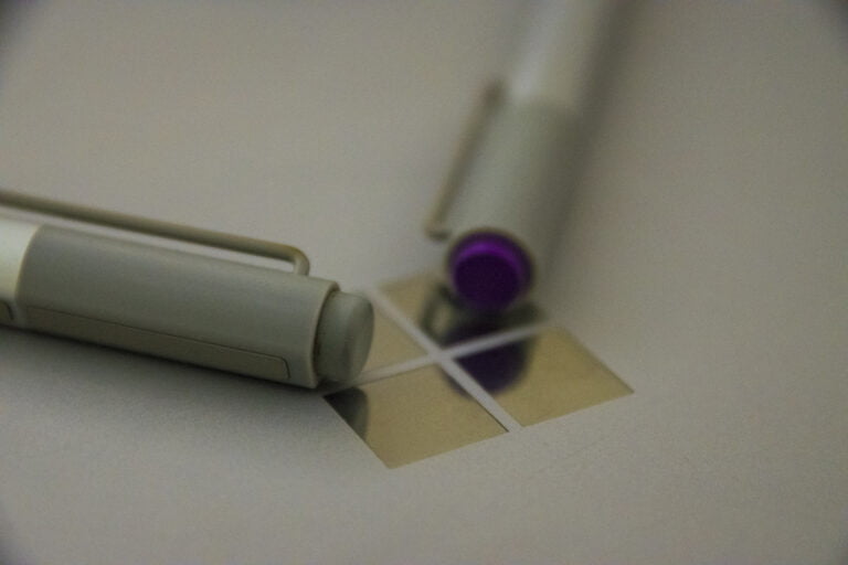 Cómo sustituir las pilas de tu Surface Pen