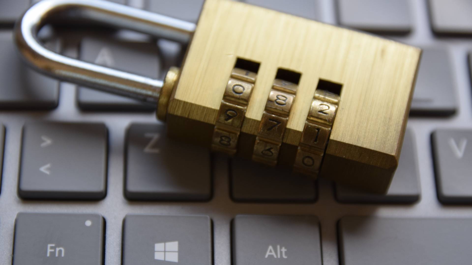 Cómo afecta la actualización de las llaves de seguridad de UEFI a tu PC con Windows 11