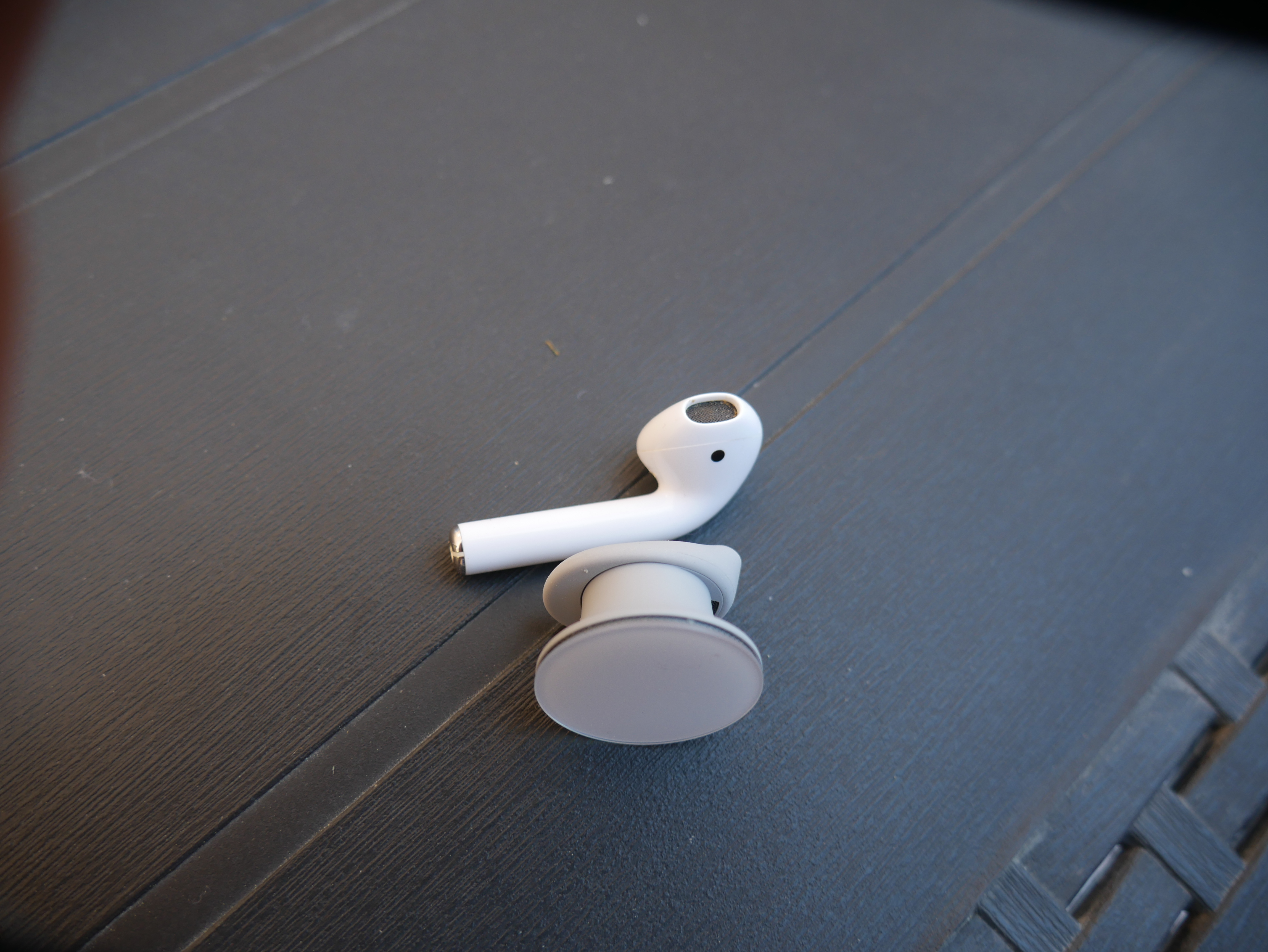 Surface Earbuds y Airpod