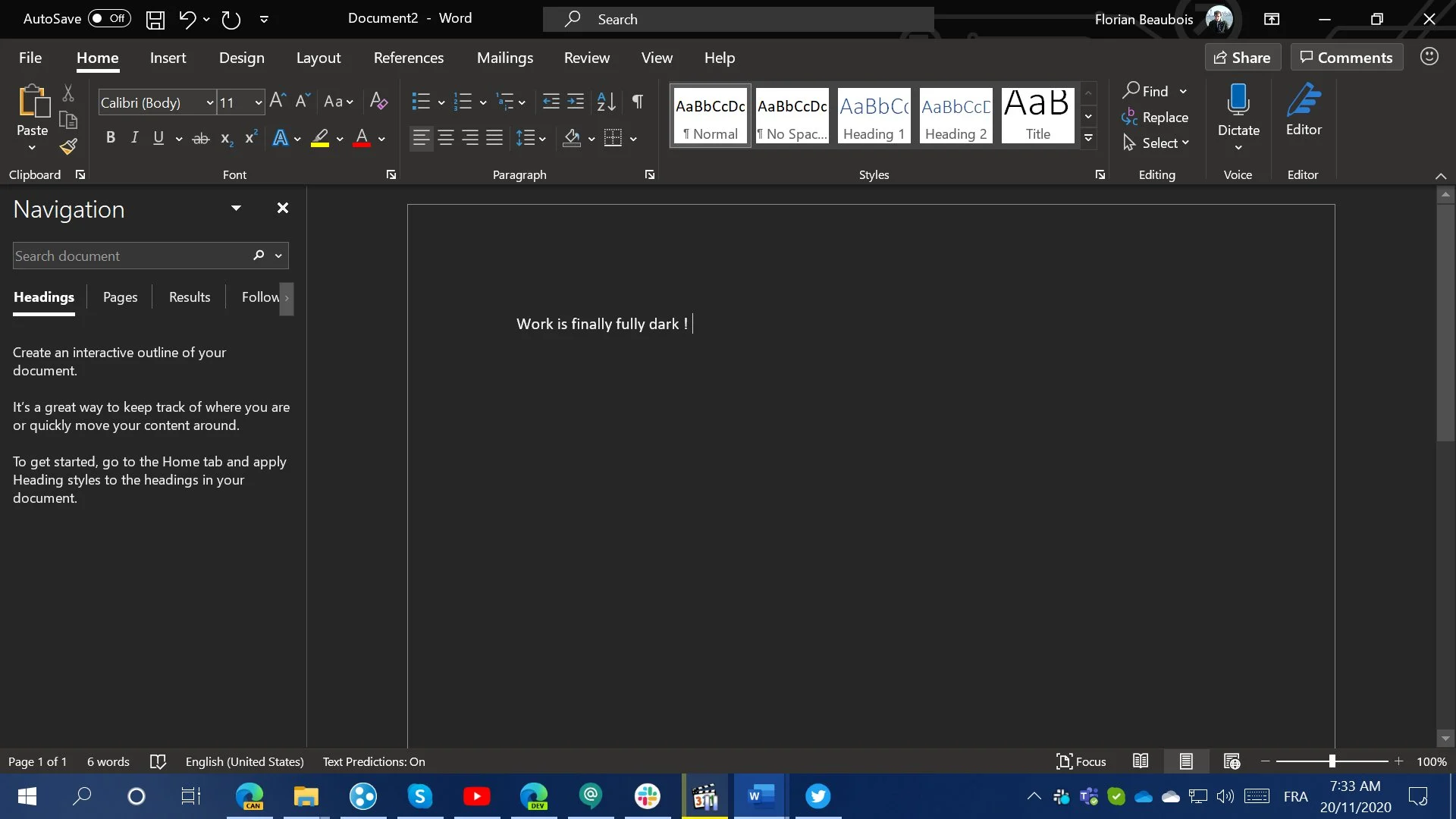 Microsoft Word con el tema oscuro