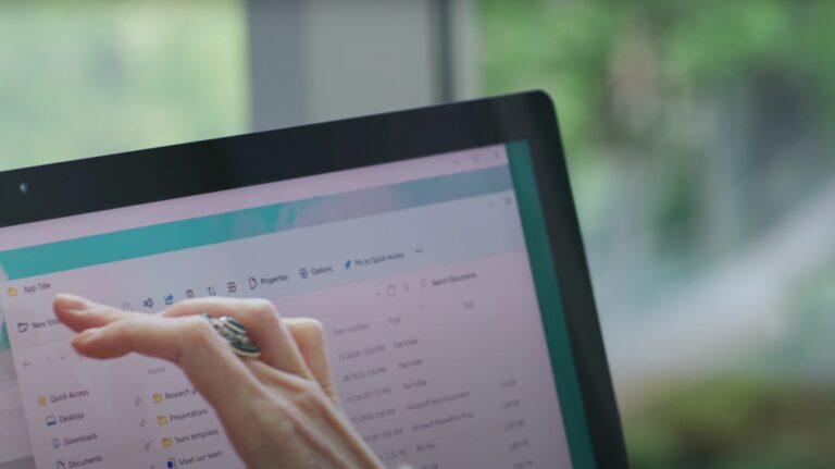 Arrastrar y soltar a las «migas de pan» vuelve al Explorador de archivos de Windows 11