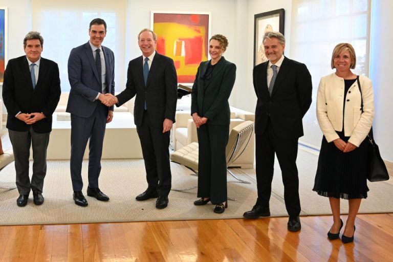 La gran apuesta de Microsoft en España: 2100 millones de dólares en IA y cloud