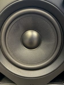 El tamaño del Pioneer DM50D
