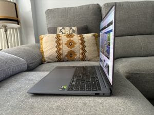 Los ángulos de visión del Samsung Galaxy Book4 Ultra