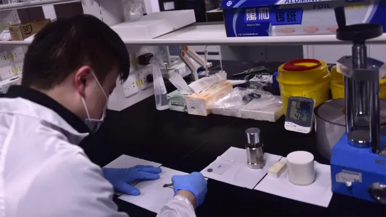 Microsoft MatterGen: Revolucionando el desarrollo de materiales con IA