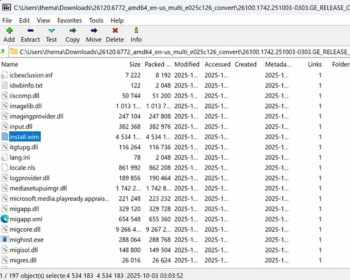 Imagen del contenido de la ISO de Windows 11